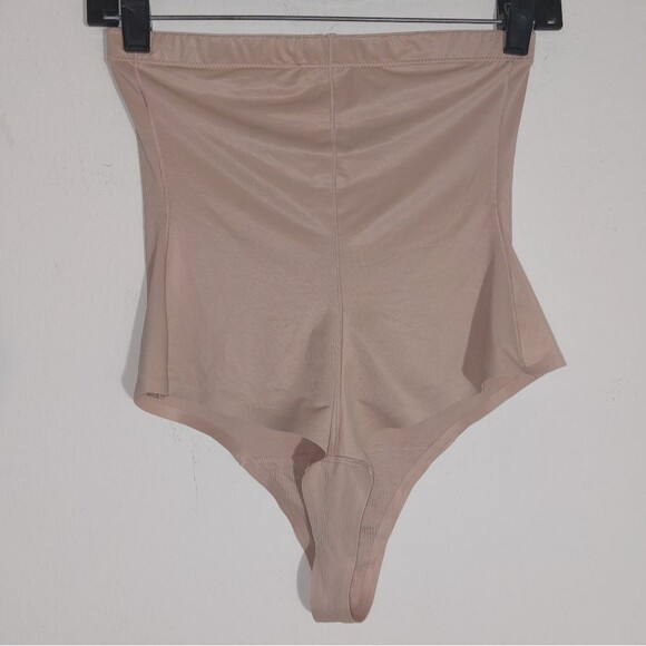 EUC ASSETS by SPANX Women's Flawless Finish High-Waist Shaping Thong Beige SZ L - Picture 7 of 11